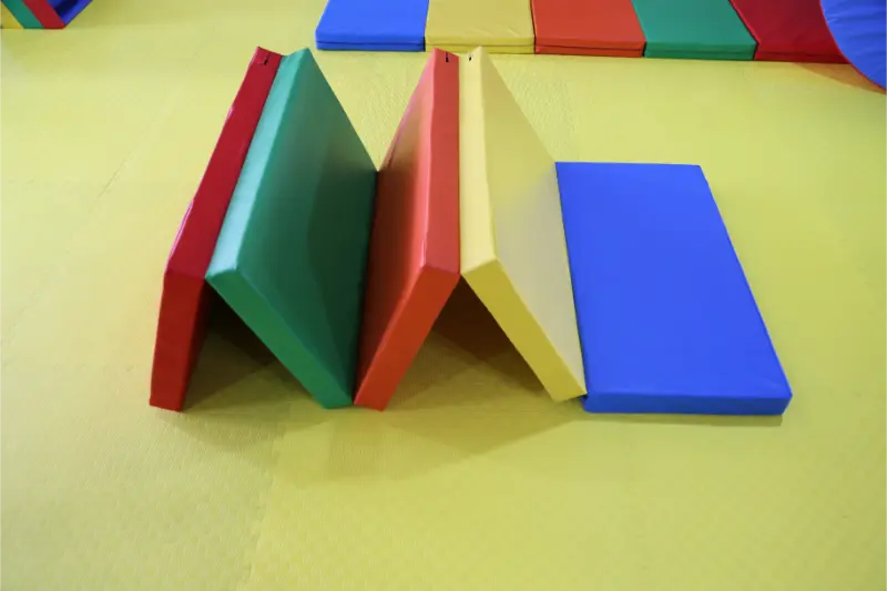 XOT XIN OUTAI углубляет исследования и разработки продуктов, предоставляя индивидуальные решения в области мягкого оборудования для детских спортивных учреждений по всему миру