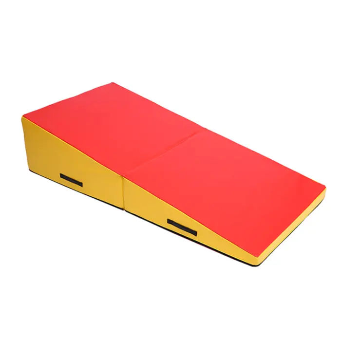 Складной треугольный коврик