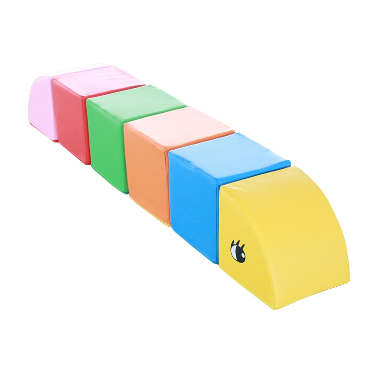 Мягкая прямоугольная гусеница