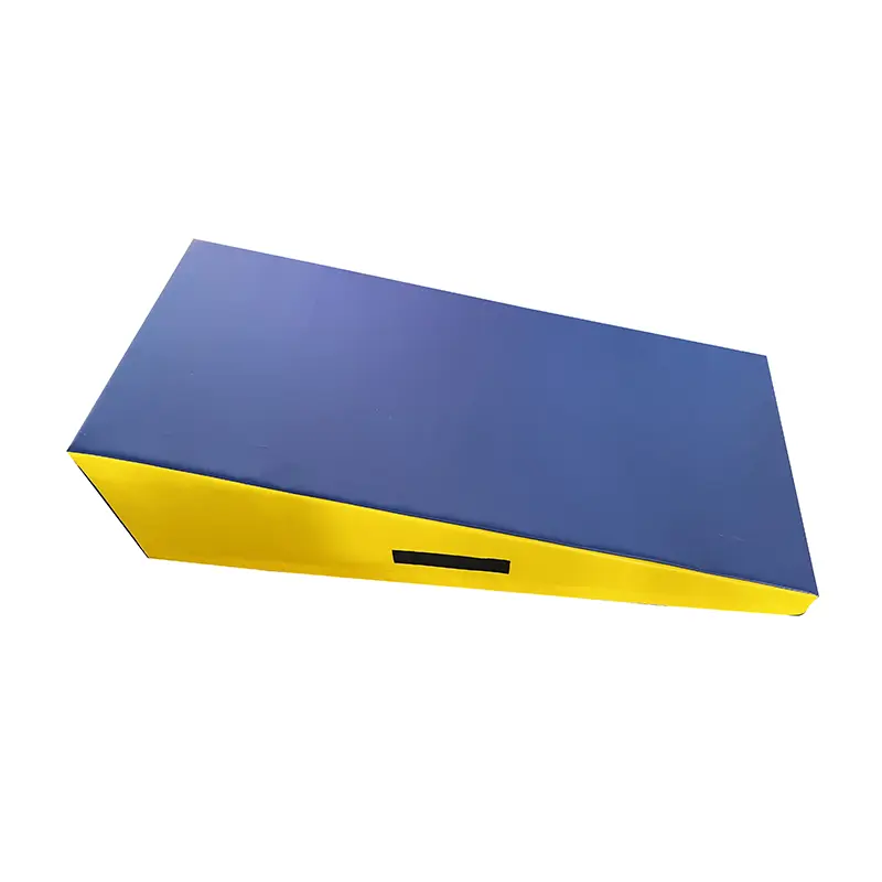 Треугольный коврик